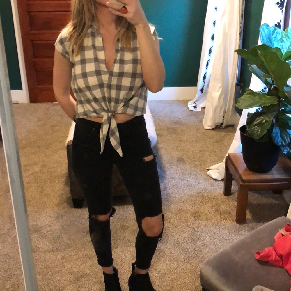 Zara cropped button down w/ tie